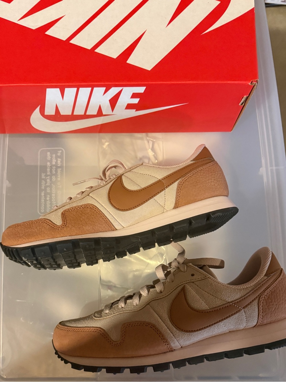 Nike Men’s Tan and Beige Retro Runner Sneakers